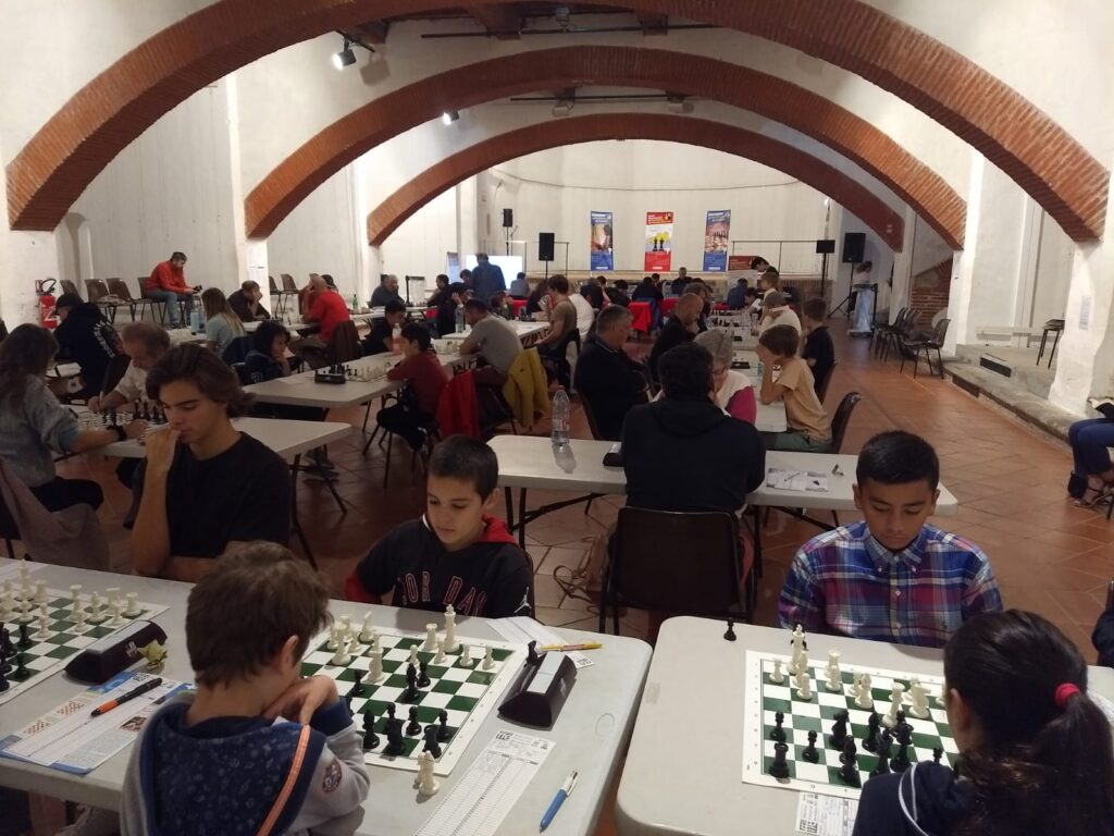 Vue sur la chapelle basse, salle de jeu principale du Festival 2023